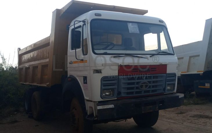 Camião Tata LPK25/6