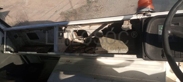 Camião Tata LPK2516130