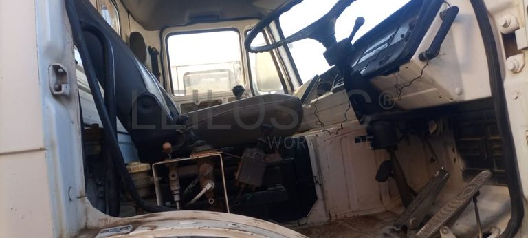 Camião Tata 2516/38