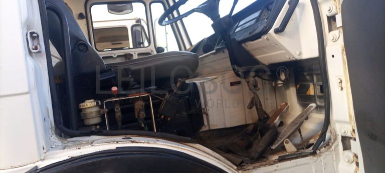 Camião Tata 25/26/38