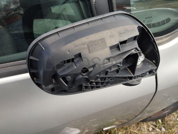 Toyota Auris 1.4 D-4D · Ano 2008