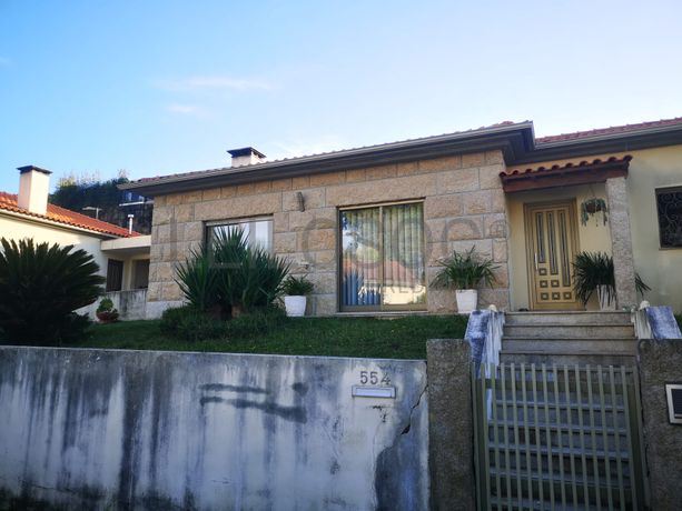 Moradia V3 · Telões, Amarante