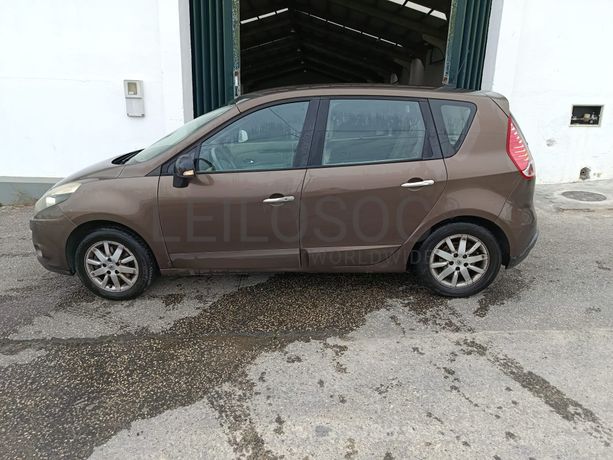 Renault Scénic · Ano 2011