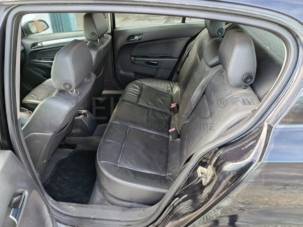 Opel Astra · Ano 2008