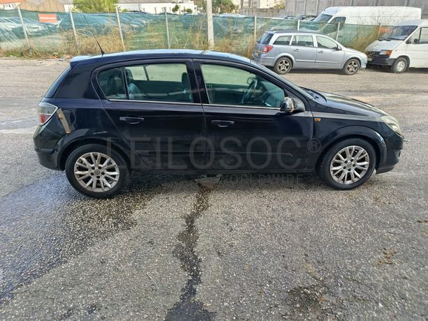 Opel Astra · Ano 2008