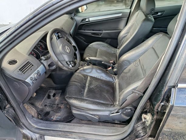 Opel Astra · Ano 2008