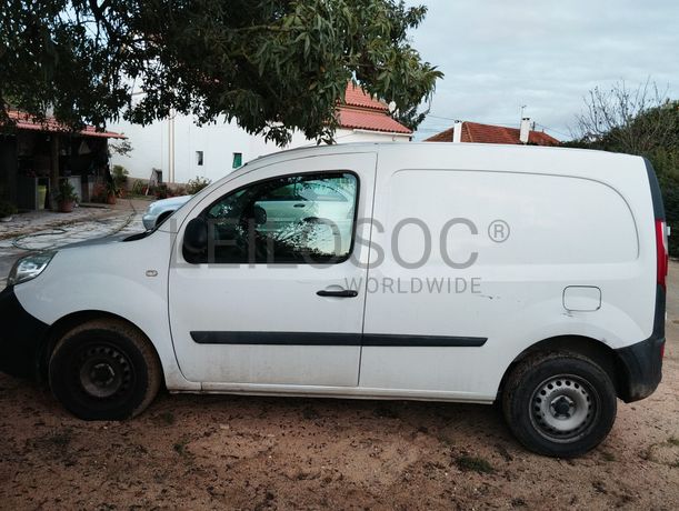 Renault Kangoo 1.5 DCi · Ano 2015