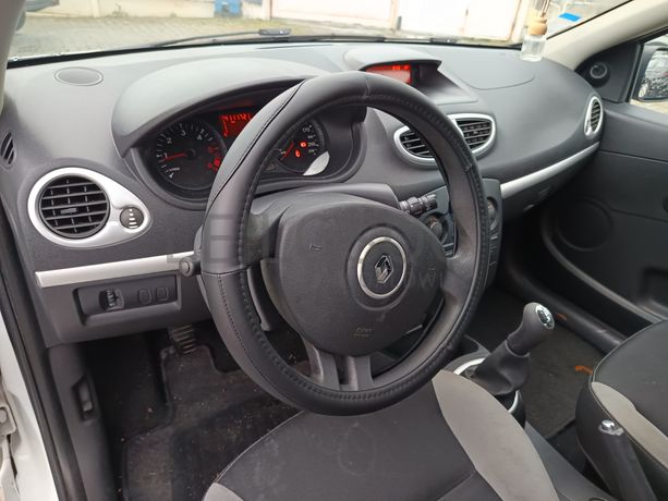 Renault Clio 1.5 dCi · Ano 2012