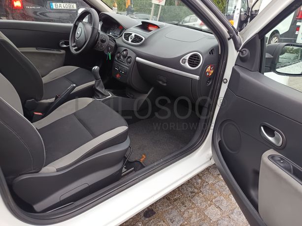 Renault Clio 1.5 dCi · Ano 2012