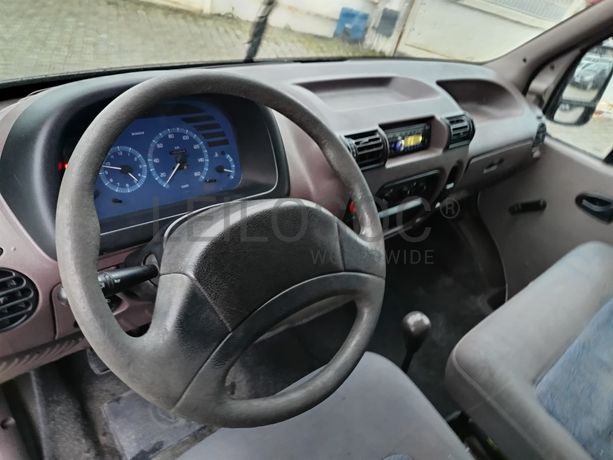 Renault Master · Ano 2000