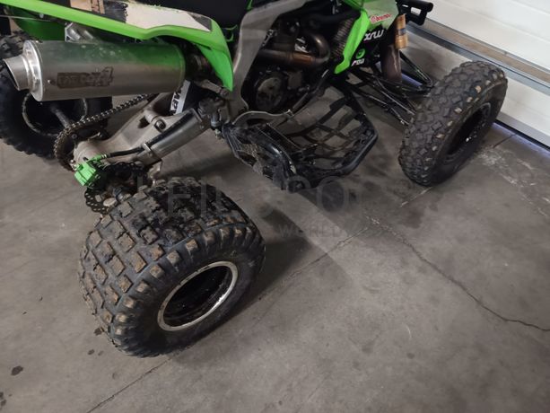 Kawasaki KSF 450 B · Ano 2010