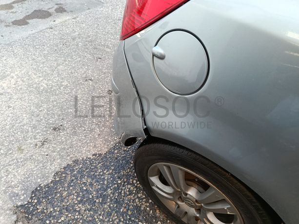 Opel Corsa · Ano 2010