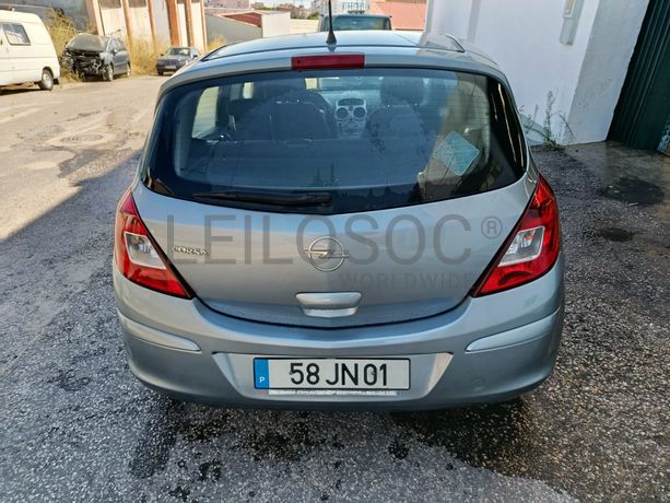 Opel Corsa · Ano 2010