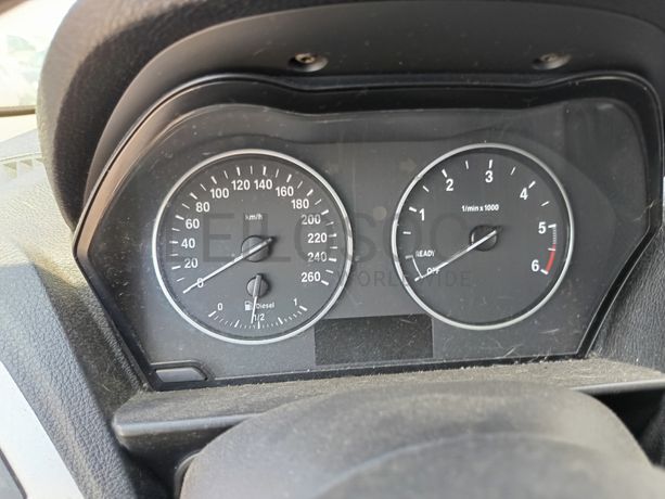 BMW 118d · Ano 2012