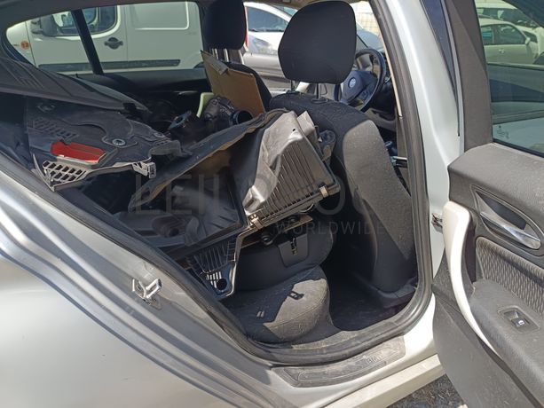 BMW 118d · Ano 2012