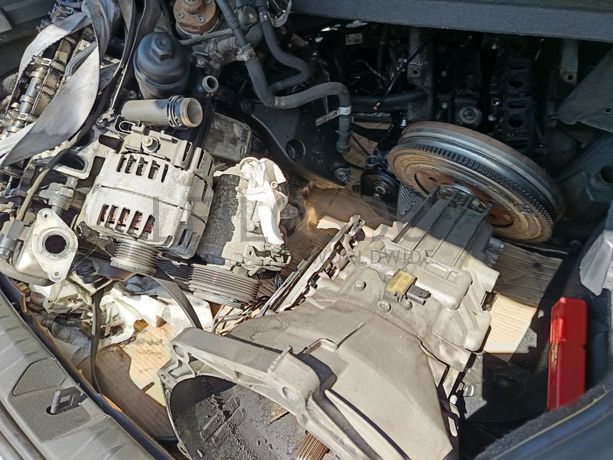 BMW 118d · Ano 2012