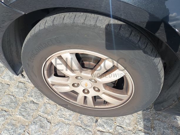 Chevrolet Aveo · Ano 2013