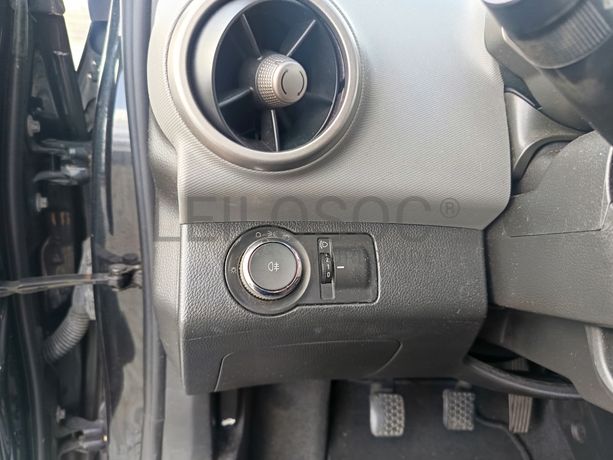 Chevrolet Aveo · Ano 2013