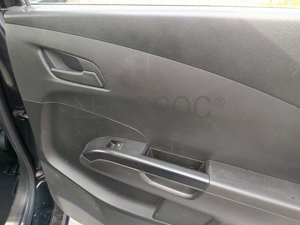 Chevrolet Aveo · Ano 2013