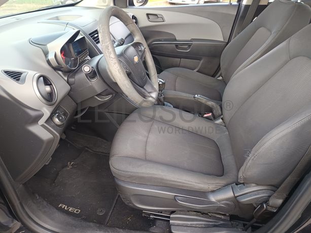 Chevrolet Aveo · Ano 2013