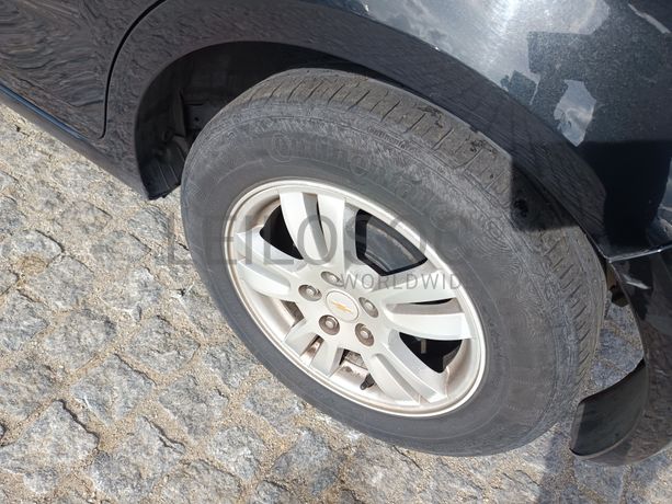 Chevrolet Aveo · Ano 2013