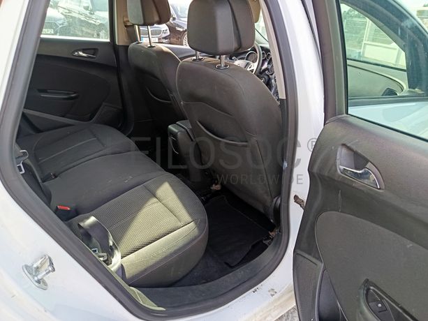 Opel Astra · Ano 2015