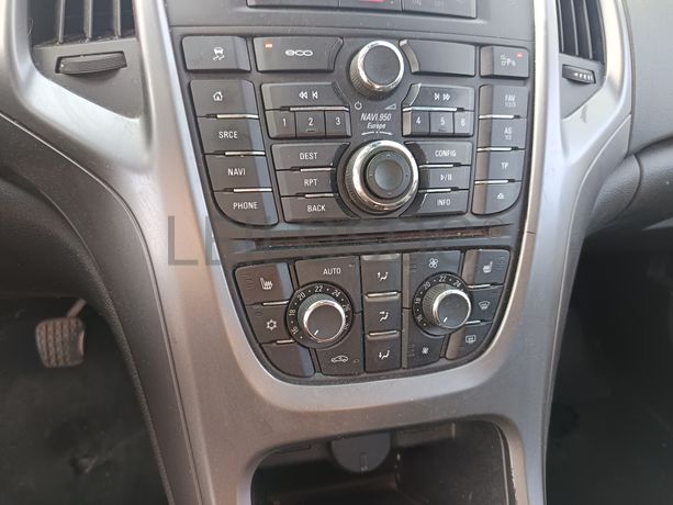 Opel Astra · Ano 2015