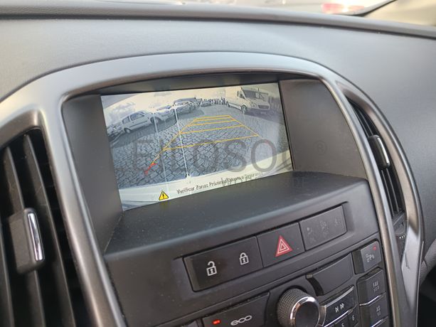 Opel Astra · Ano 2015