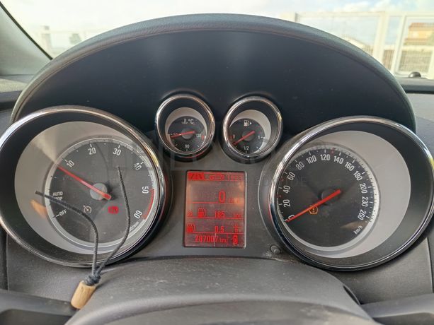 Opel Astra · Ano 2015