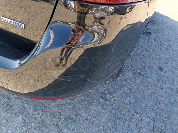 Peugeot 308 · Ano 2015