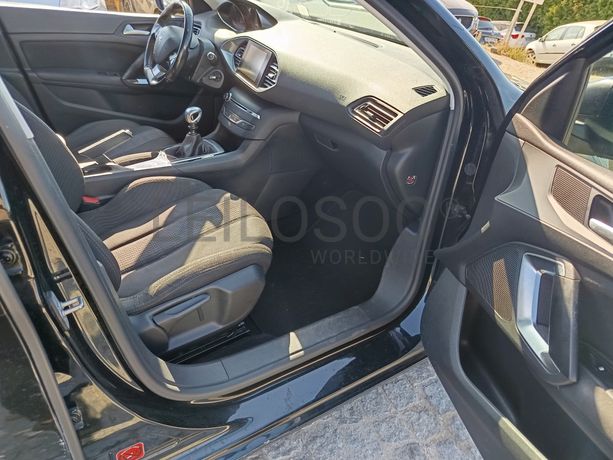 Peugeot 308 · Ano 2015