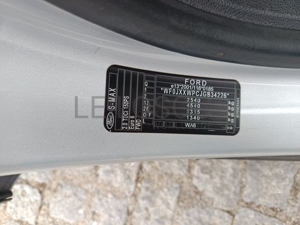 Ford S-Max · Ano 2016