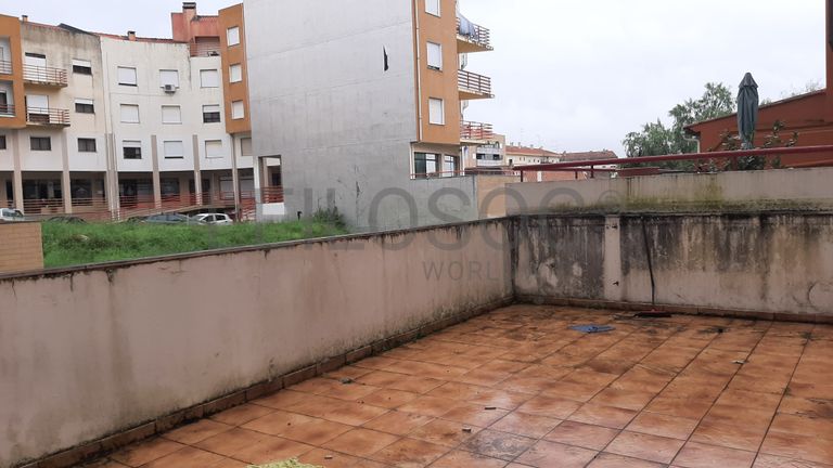 Loja · Torres Novas, Santarém