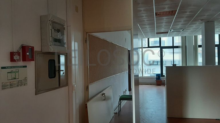 Loja · Torres Novas, Santarém