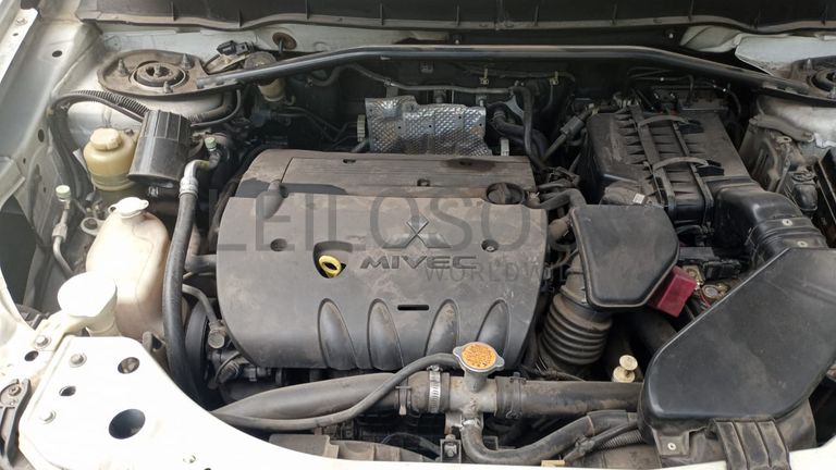 Mitsubishi Outlander 2,60m - 2008