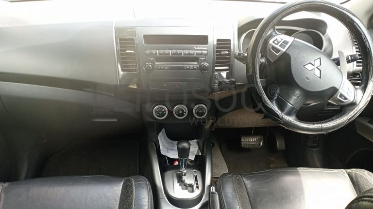 Mitsubishi Outlander 2,60m - 2008