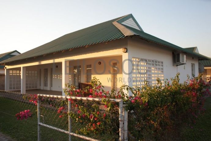 Condomínio Residencial com 32 Moradias em Tete