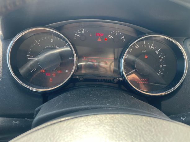 Peugeot 508 · Ano 2010