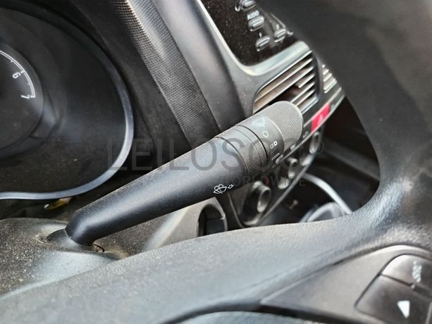 Opel Combo · Ano 2017