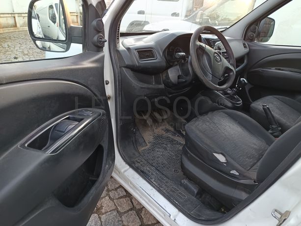 Opel Combo · Ano 2017