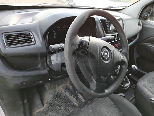 Opel Combo · Ano 2017