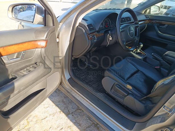 Audi A4 · Ano 2004