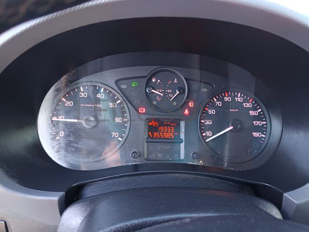 Peugeot Partner · Ano 2013