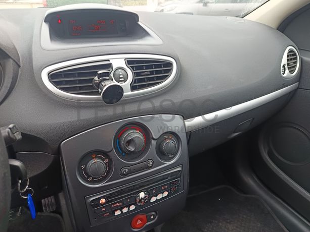 Renault Clio · Ano 2012