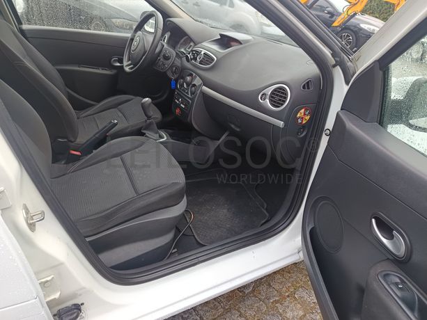 Renault Clio · Ano 2012