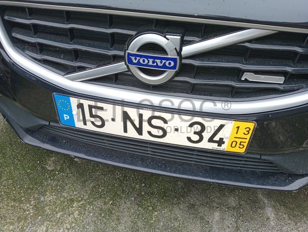 Volvo V60 D4 · Ano 2013