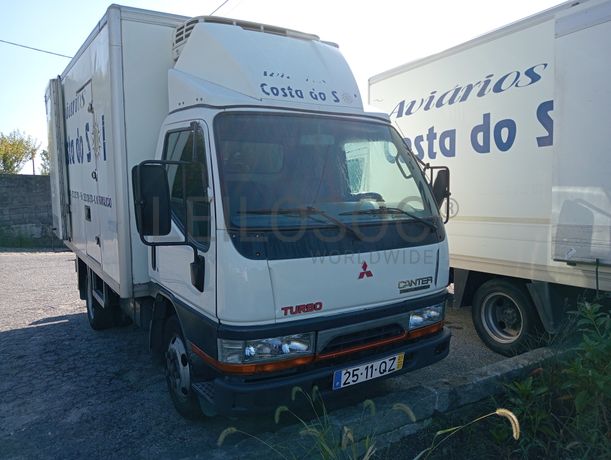 Mitsubishi Canter · Ano 2001