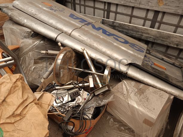 Veículos Pesados de Mercadorias · Ligeiros · Semirreboques