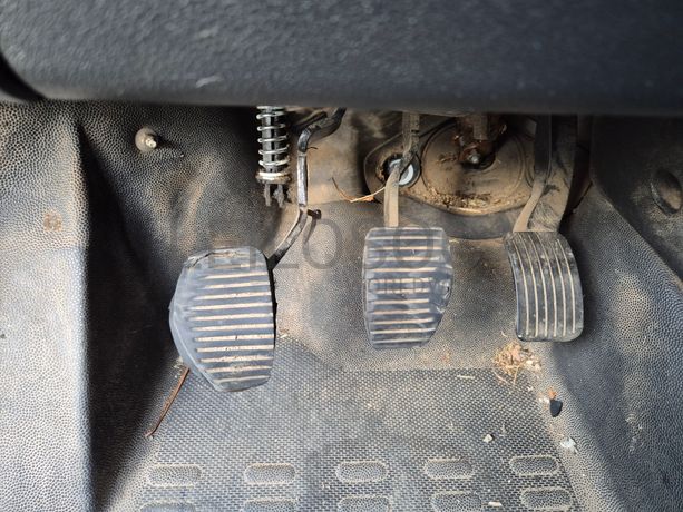 Peugeot Partner · Ano 2013