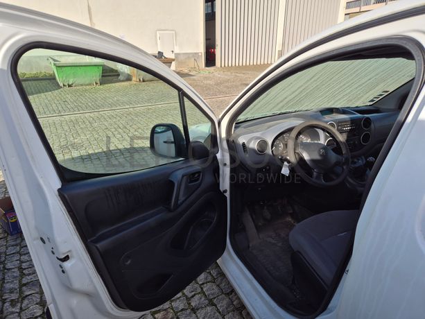 Peugeot Partner · Ano 2013